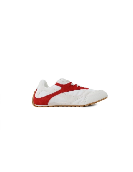 Discover premium Bottega Veneta Orbit Sneaker White Red 867944 V3MS2 6189 sneakers. Shop iconic styles from top brands¡ªcrafted 