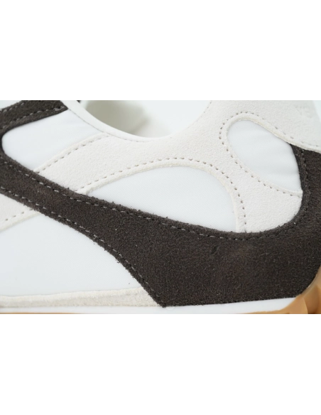 Discover premium Bottega Veneta Orbit Sneaker White Black 867921 V3MS2 9163 sneakers. Shop iconic styles from top brands¡ªcrafte