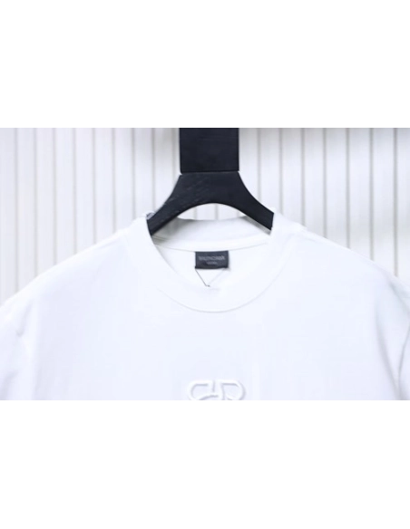 Discover premium Balenciaga Roma Series Embroidered Distressed T-Shirt White sneakers. Shop iconic styles from top brands¡ªcraft