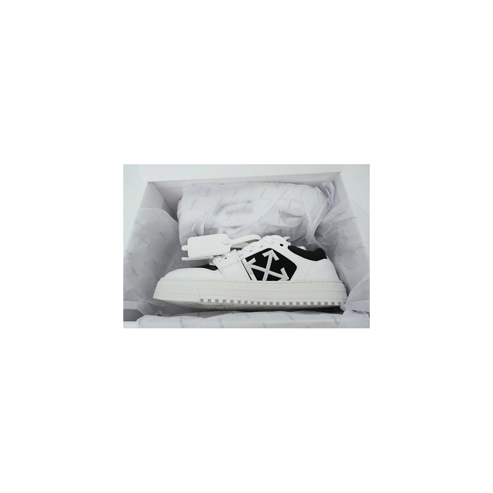Discover premium Off-White 3.0 Off-Court sneakers Black White OMIA29KC 99LEA 0020110 sneakers. Shop iconic styles from top brand