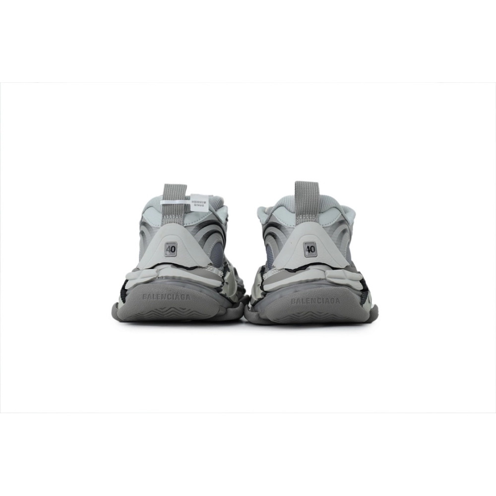 Discover premium Balenciaga Triple S 2 Gradient Grey 865849 WTR2G 1800 sneakers. Shop iconic styles from top brands¡ªcrafted for