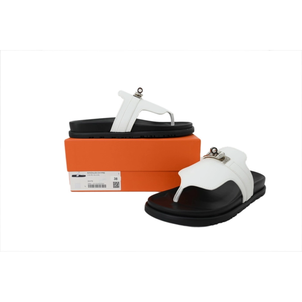 Discover premium Hermes Flat Thong Sandals White sneakers. Shop iconic styles from top brands¡ªcrafted for men and women.