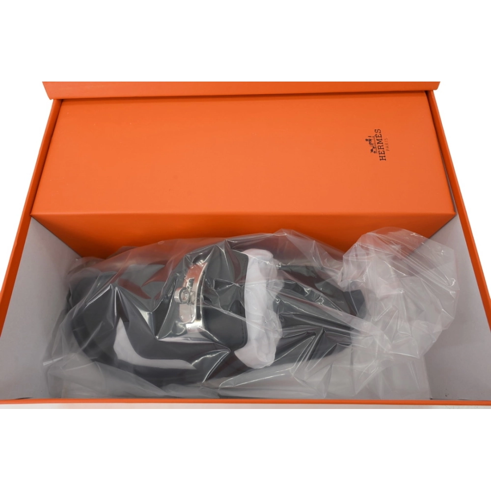 Discover premium Hermes Flat Thong Sandals Black sneakers. Shop iconic styles from top brands¡ªcrafted for men and women.