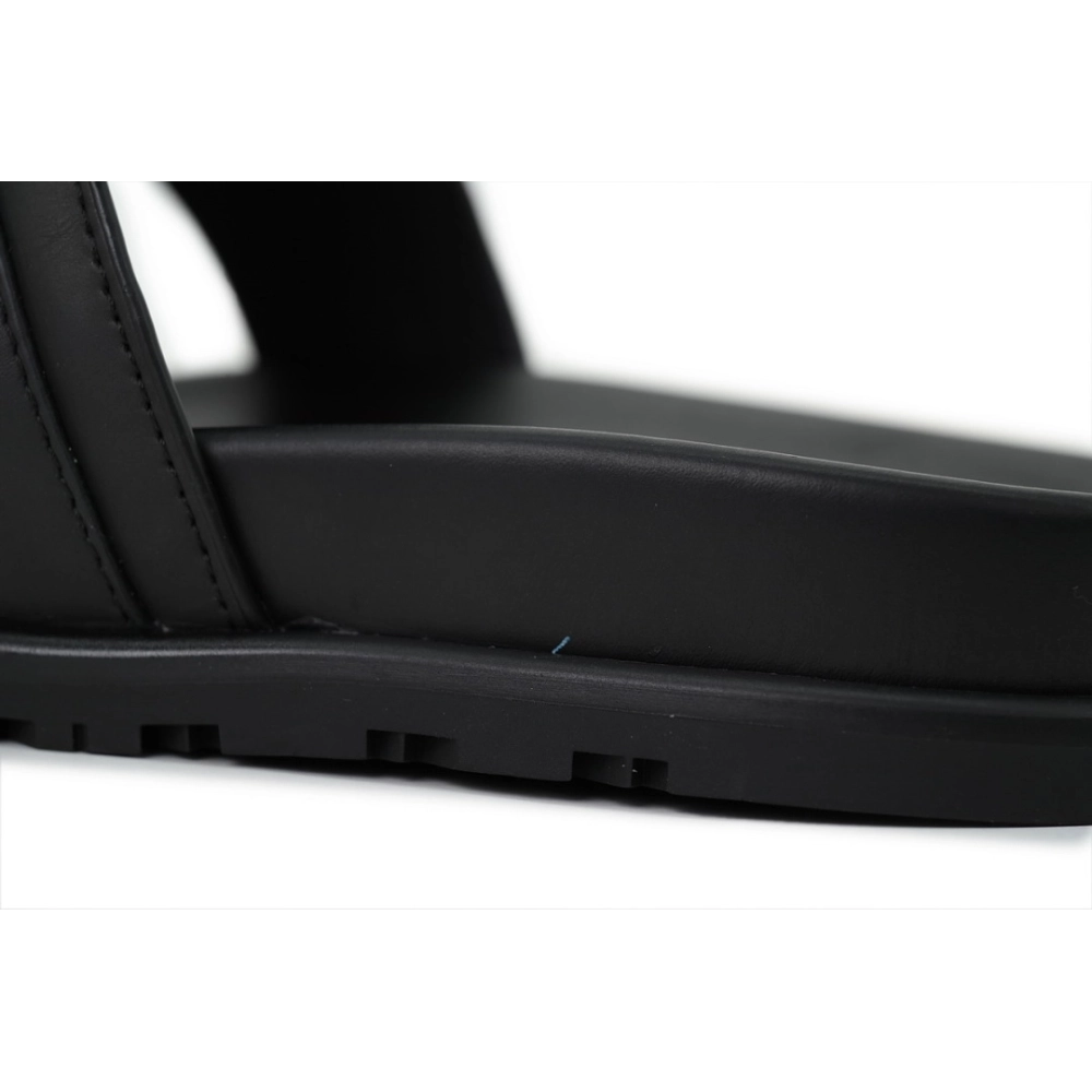 Discover premium Hermes Flat Thong Sandals Black sneakers. Shop iconic styles from top brands¡ªcrafted for men and women.