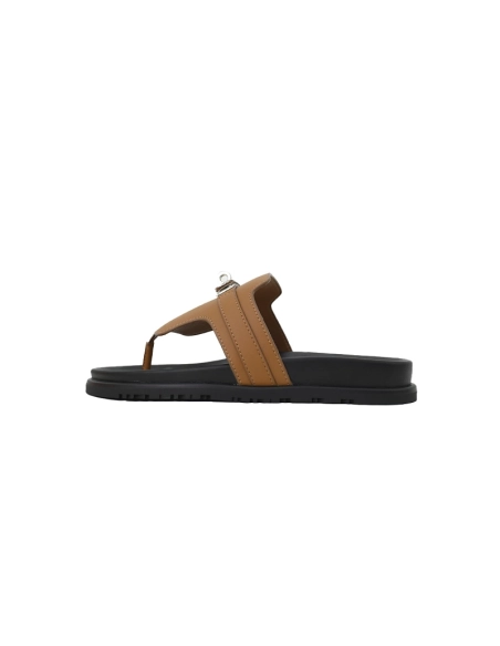Discover premium Hermes Flat Thong Sandals Brown sneakers. Shop iconic styles from top brands¡ªcrafted for men and women.