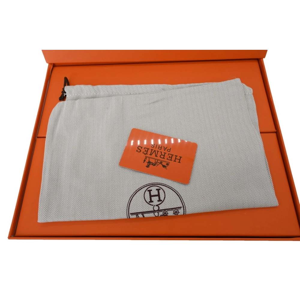 Discover premium Hermes Flat Thong Sandals Brown sneakers. Shop iconic styles from top brands¡ªcrafted for men and women.