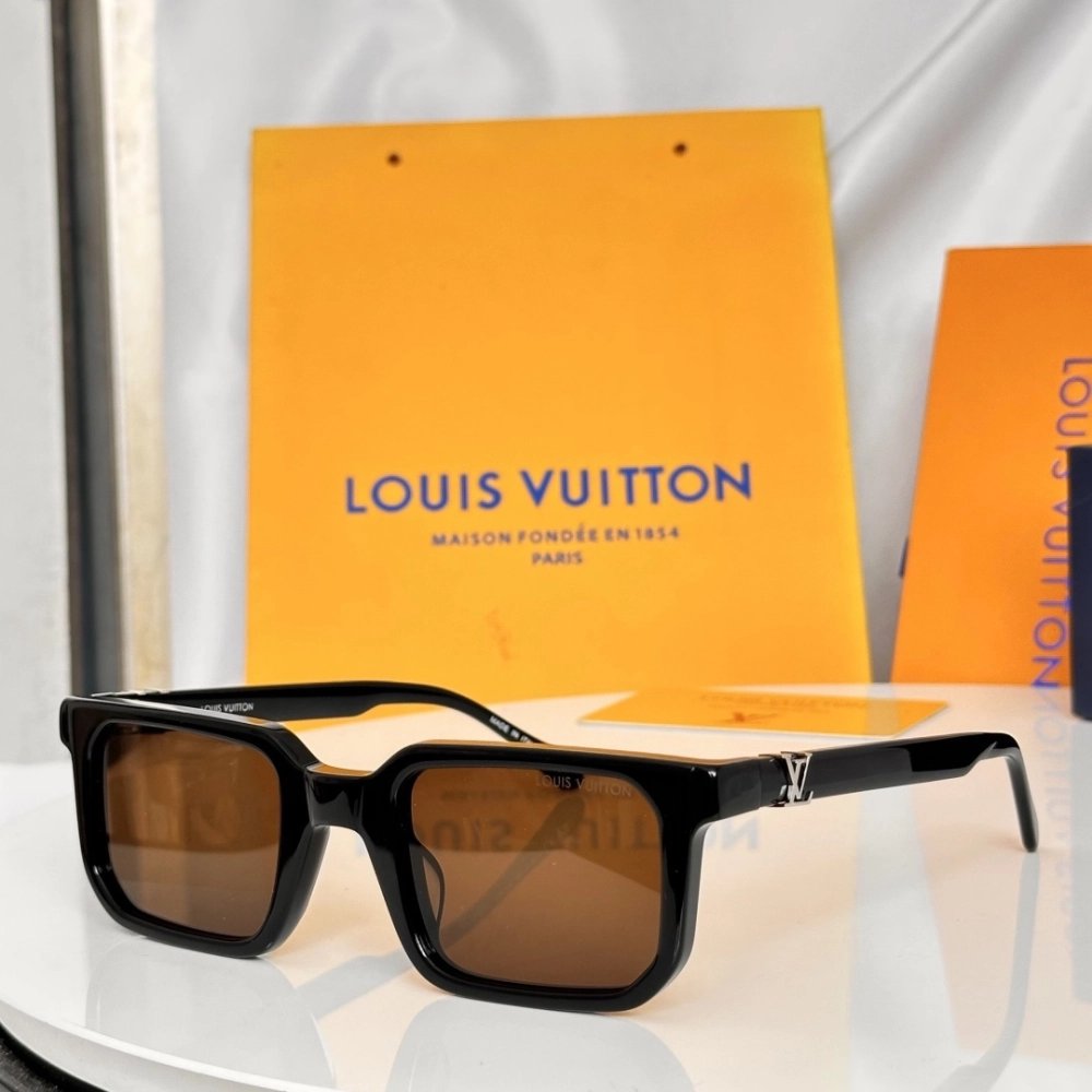 Louis Vuitton Sunglasses 002 | Luxury Designer Eyewear