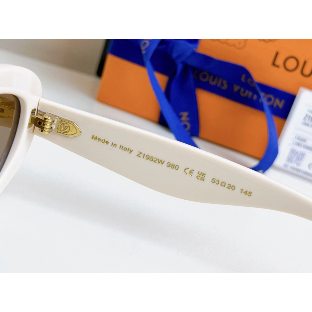 Louis Vuitton Sunglasses 007 | Luxury Designer Eyewear