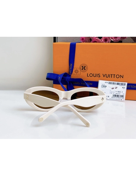 Louis Vuitton Sunglasses 007 | Luxury Designer Eyewear
