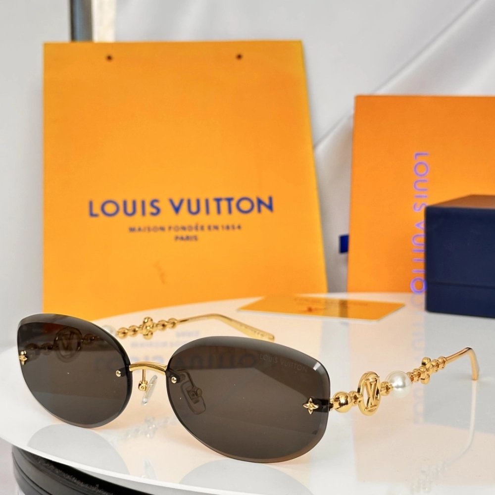 Louis Vuitton Sunglasses 010 | Luxury Designer Eyewear