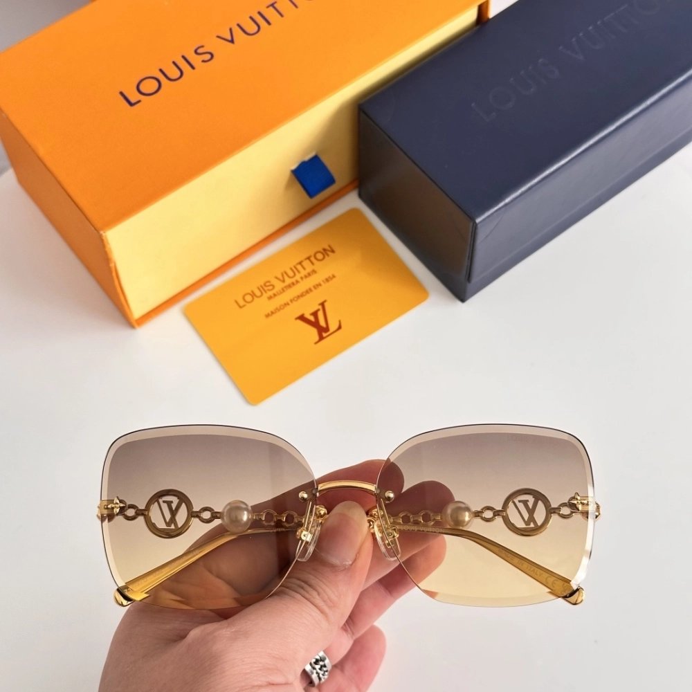 Louis Vuitton Sunglasses 012 | Premium Designer Sunglasses | Fast Shipping