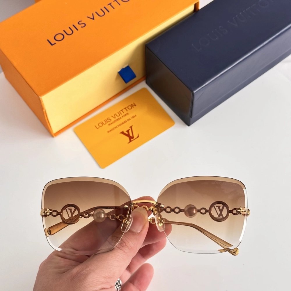 Louis Vuitton Sunglasses 012 | Premium Designer Sunglasses | Fast Shipping