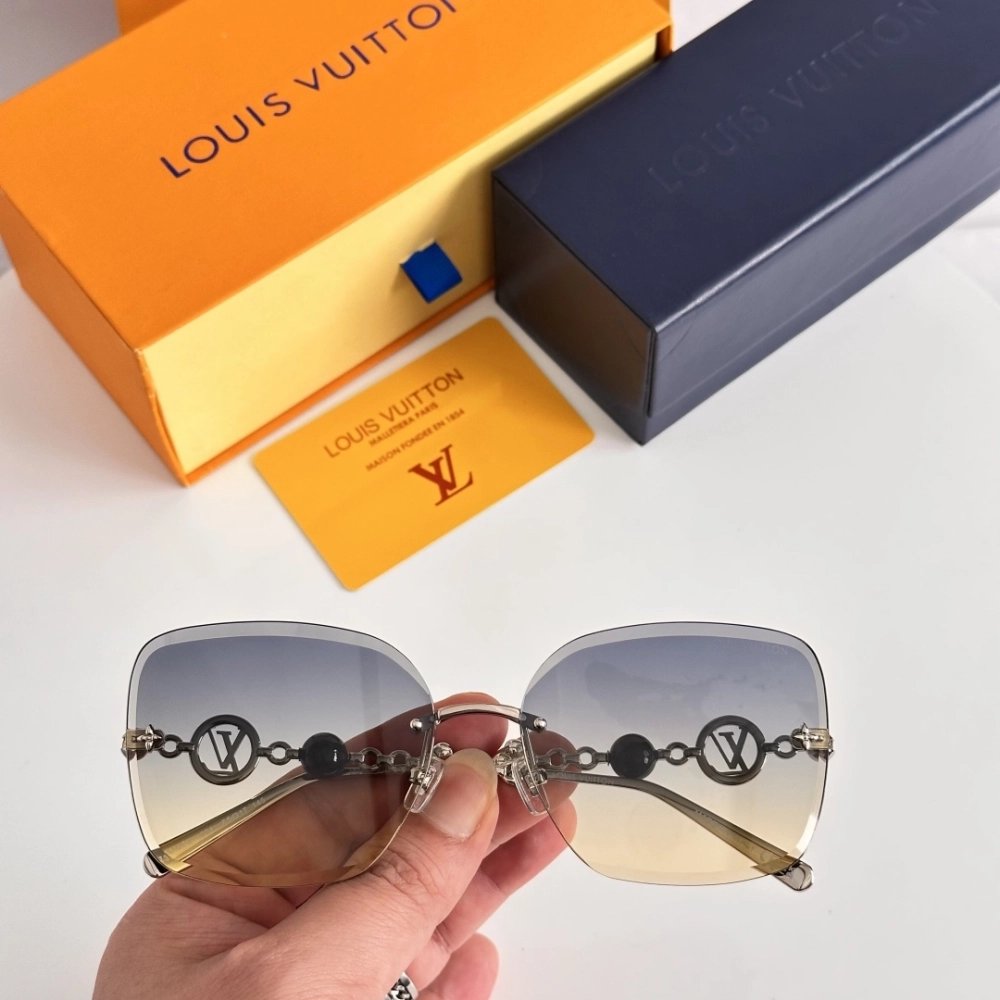 Louis Vuitton Sunglasses 012 | Premium Designer Sunglasses | Fast Shipping