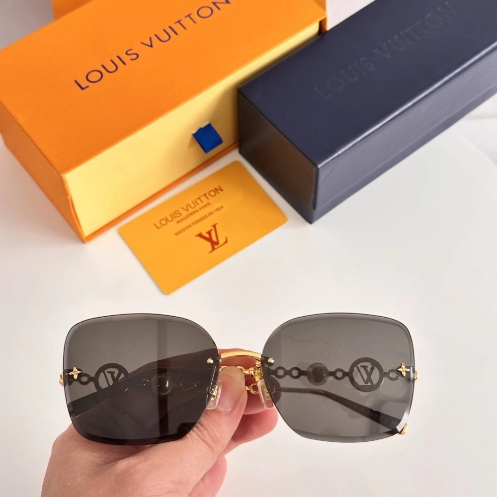 Louis Vuitton Sunglasses 012 | Premium Designer Sunglasses | Fast Shipping
