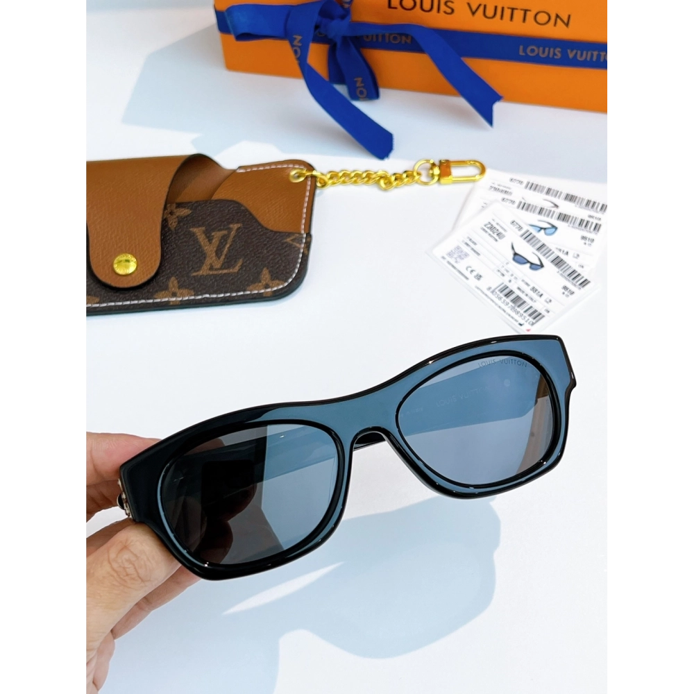 Louis Vuitton Sunglasses 017 | Premium Designer Sunglasses | Fast Shipping