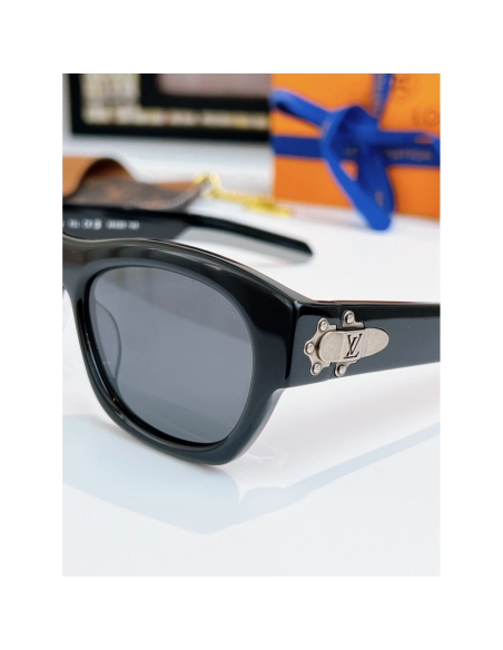 Louis Vuitton Sunglasses 018 | Premium Designer Sunglasses | Fast Shipping