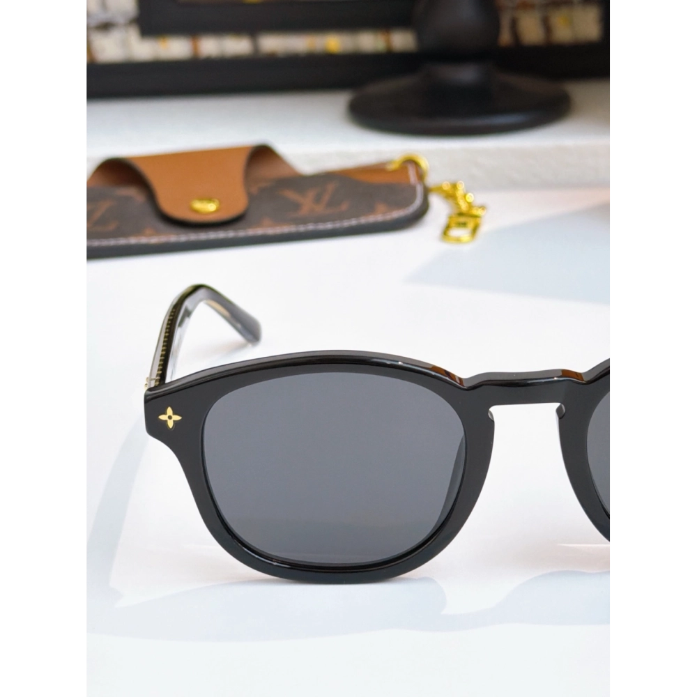 Louis Vuitton Sunglasses 019 | Premium Designer Sunglasses | Fast Shipping