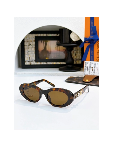 Louis Vuitton Sunglasses 021 LV Eyewear | Luxury Accessories