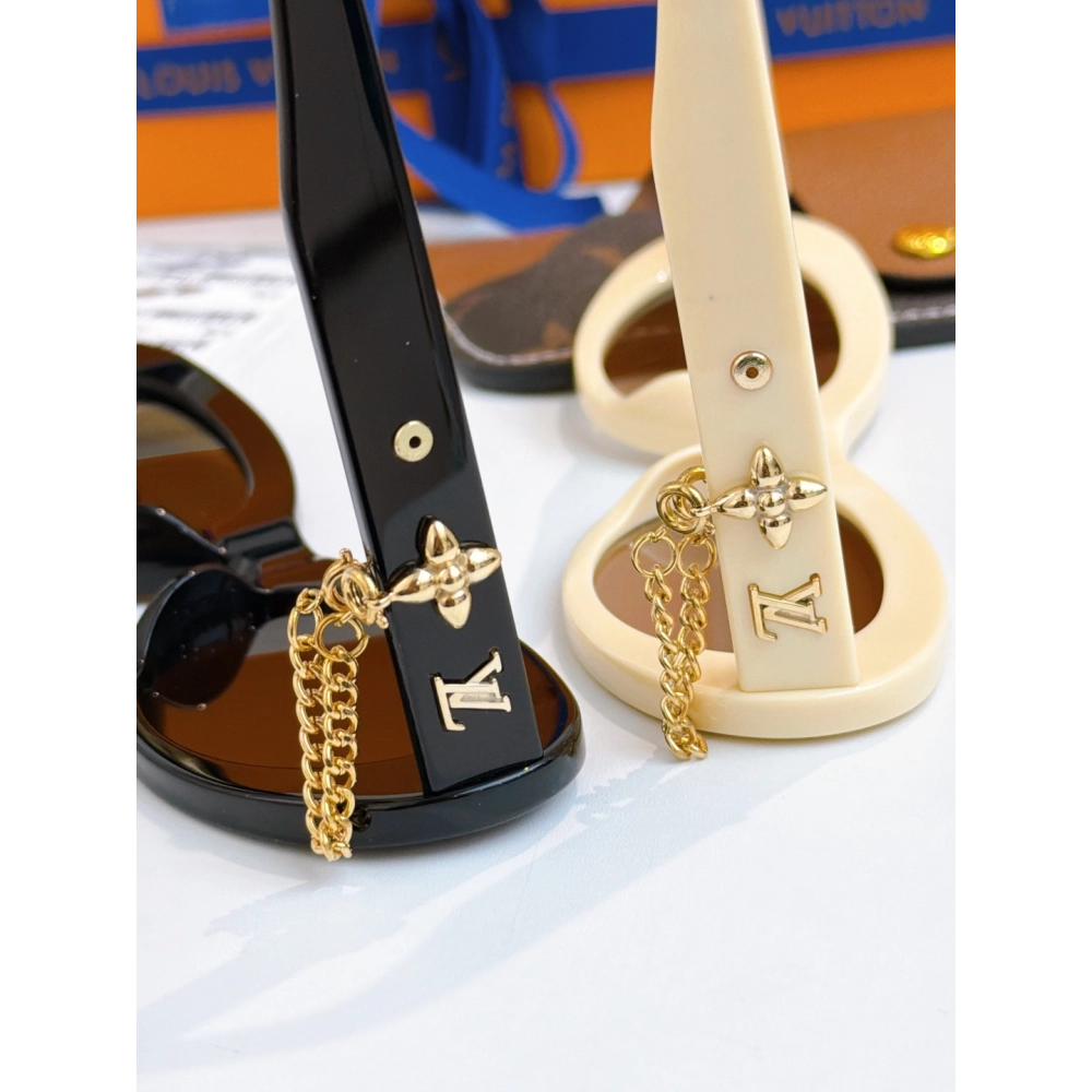 Louis Vuitton Sunglasses 021 LV Eyewear | Luxury Accessories