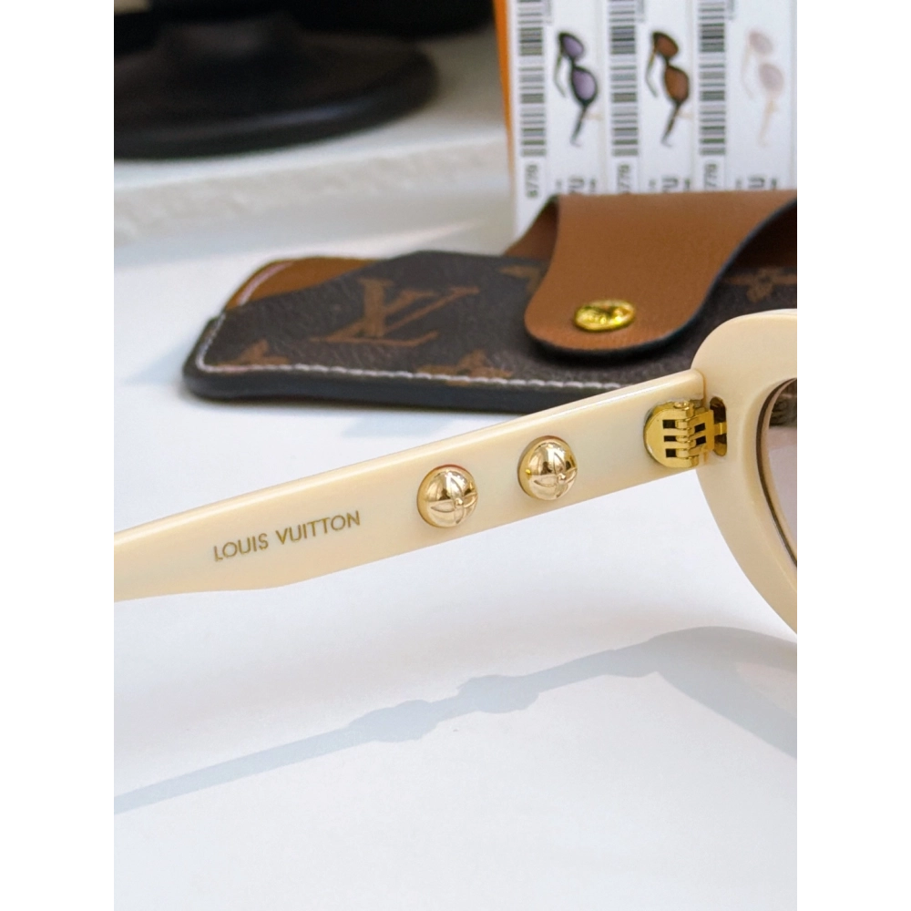 Louis Vuitton Sunglasses 021 LV Eyewear | Luxury Accessories