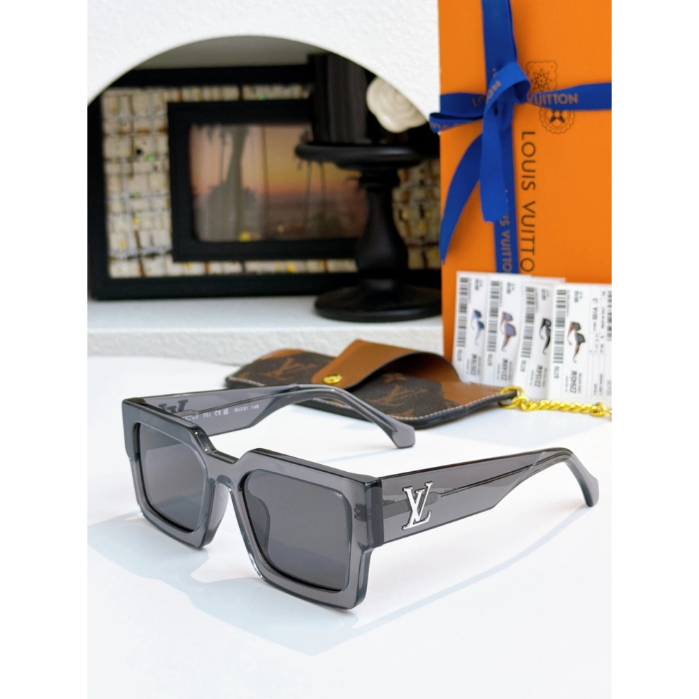 Louis Vuitton Sunglasses 023 LV Eyewear | Luxury Accessories