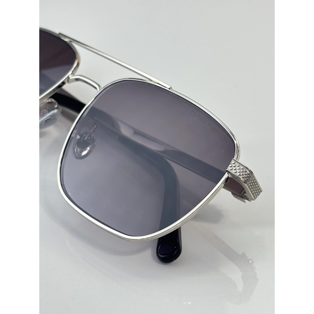 Louis Vuitton Sunglasses 026 LV Eyewear | Luxury Accessories