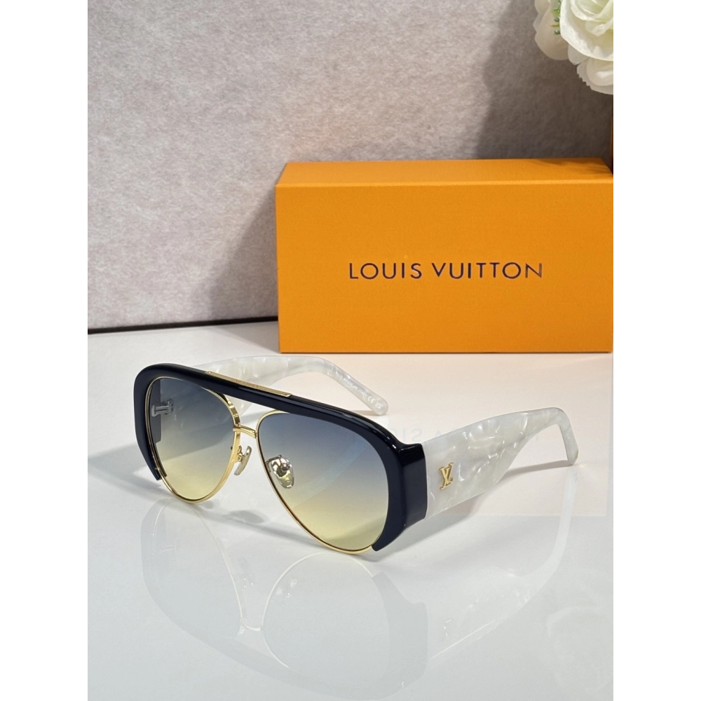 Louis Vuitton Sunglasses 027 LV Eyewear | Luxury Accessories