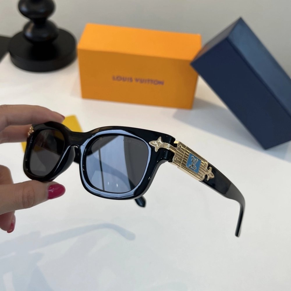 Louis Vuitton Sunglasses 029 LV Eyewear | Luxury Accessories
