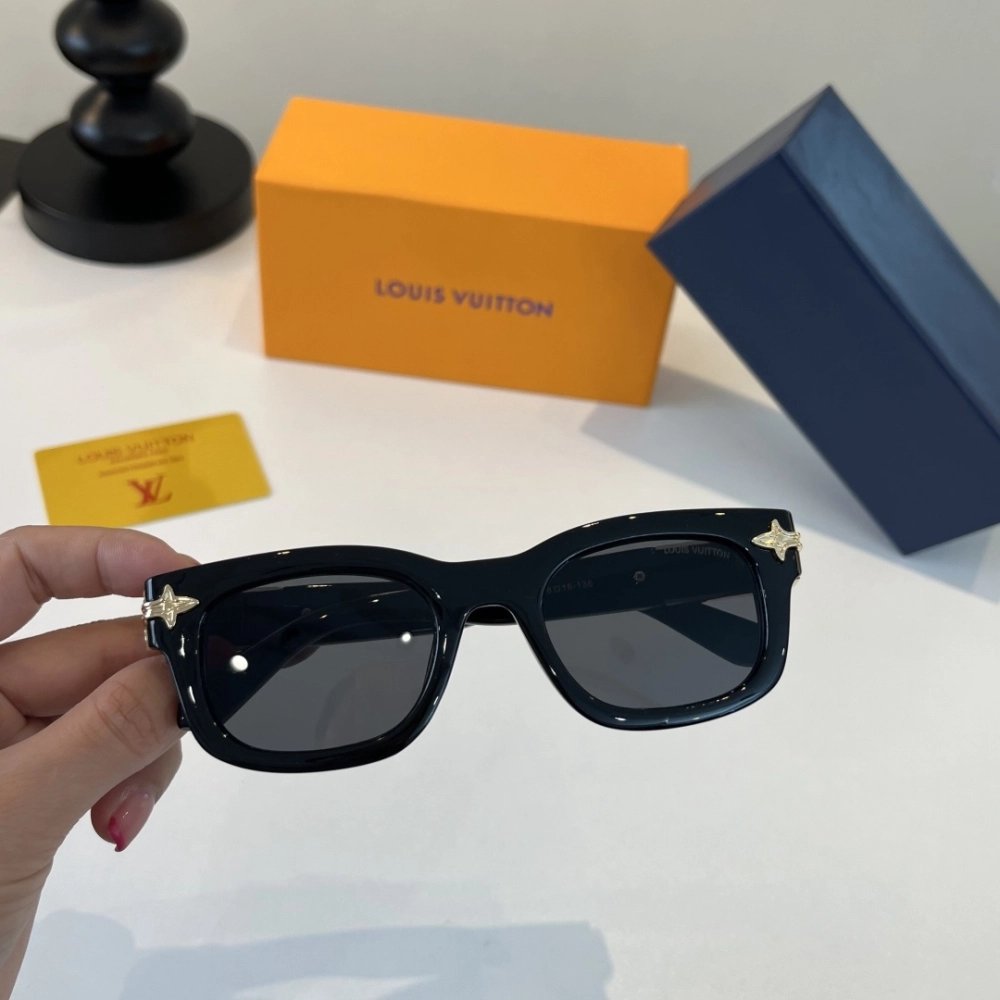 Louis Vuitton Sunglasses 029 LV Eyewear | Luxury Accessories