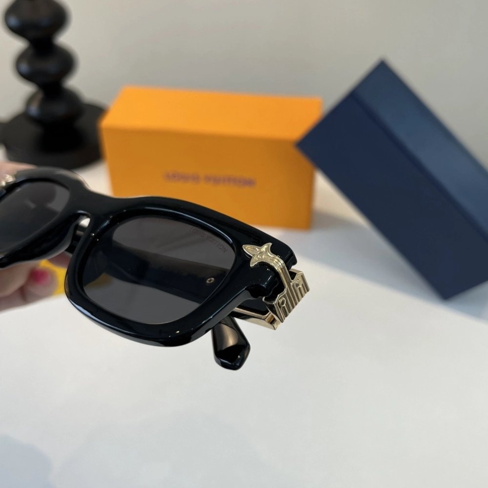 Louis Vuitton Sunglasses 029 LV Eyewear | Luxury Accessories