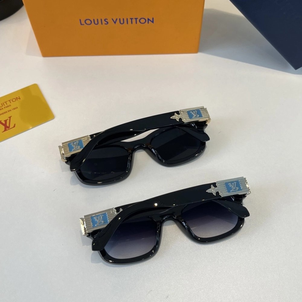Louis Vuitton Sunglasses 029 LV Eyewear | Luxury Accessories