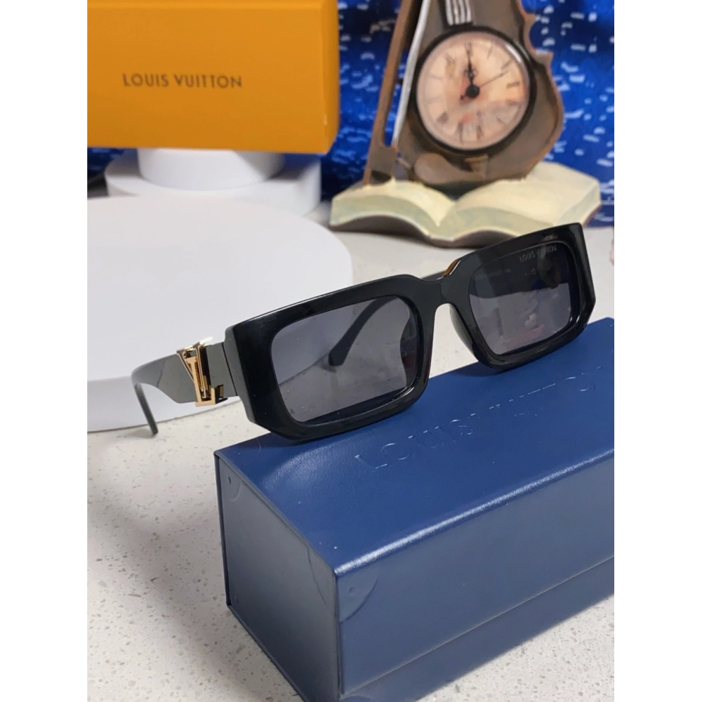 Louis Vuitton Sunglasses 031 | Designer Sunglasses | New & Pre-Owned