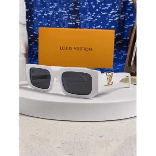 Louis Vuitton Sunglasses 032 | Designer Sunglasses | New & Pre-Owned