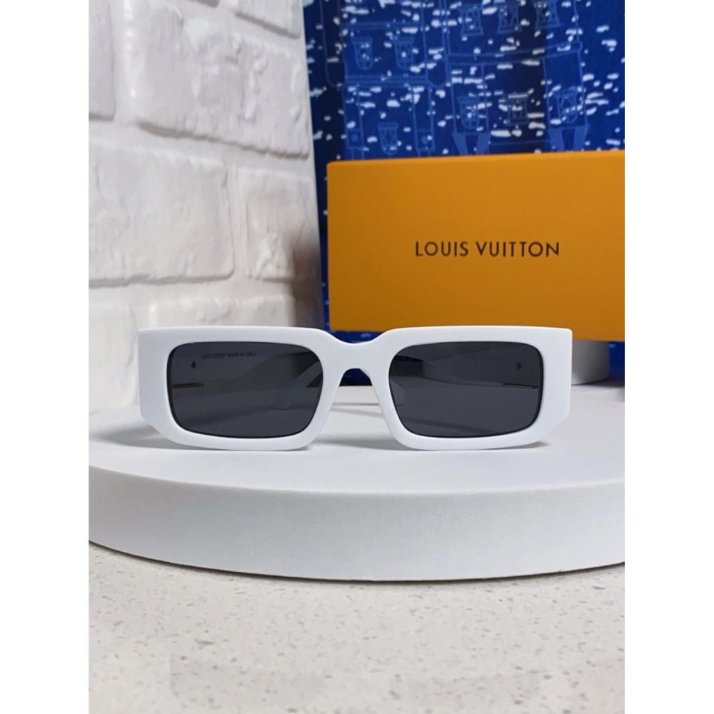 Louis Vuitton Sunglasses 032 | Designer Sunglasses | New & Pre-Owned