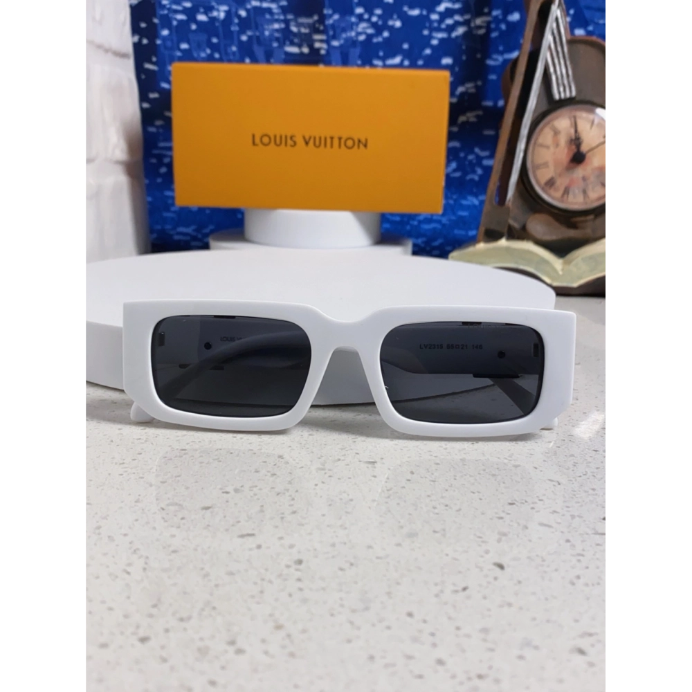 Louis Vuitton Sunglasses 032 | Designer Sunglasses | New & Pre-Owned