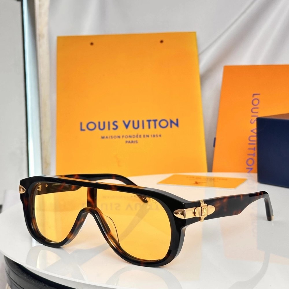 Louis Vuitton Sunglasses 040 | Designer Sunglasses | New & Pre-Owned
