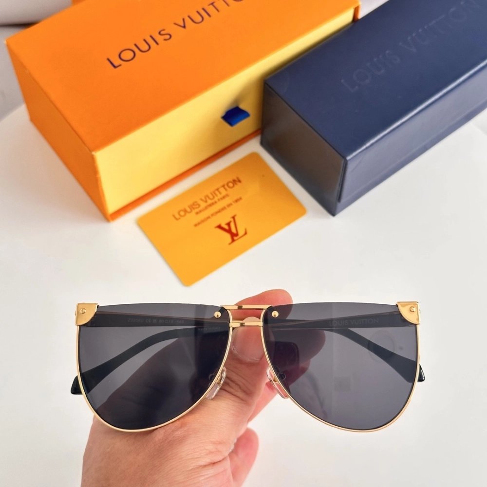 Louis Vuitton Sunglasses 042 | Luxury Sunglasses | Trusted Store