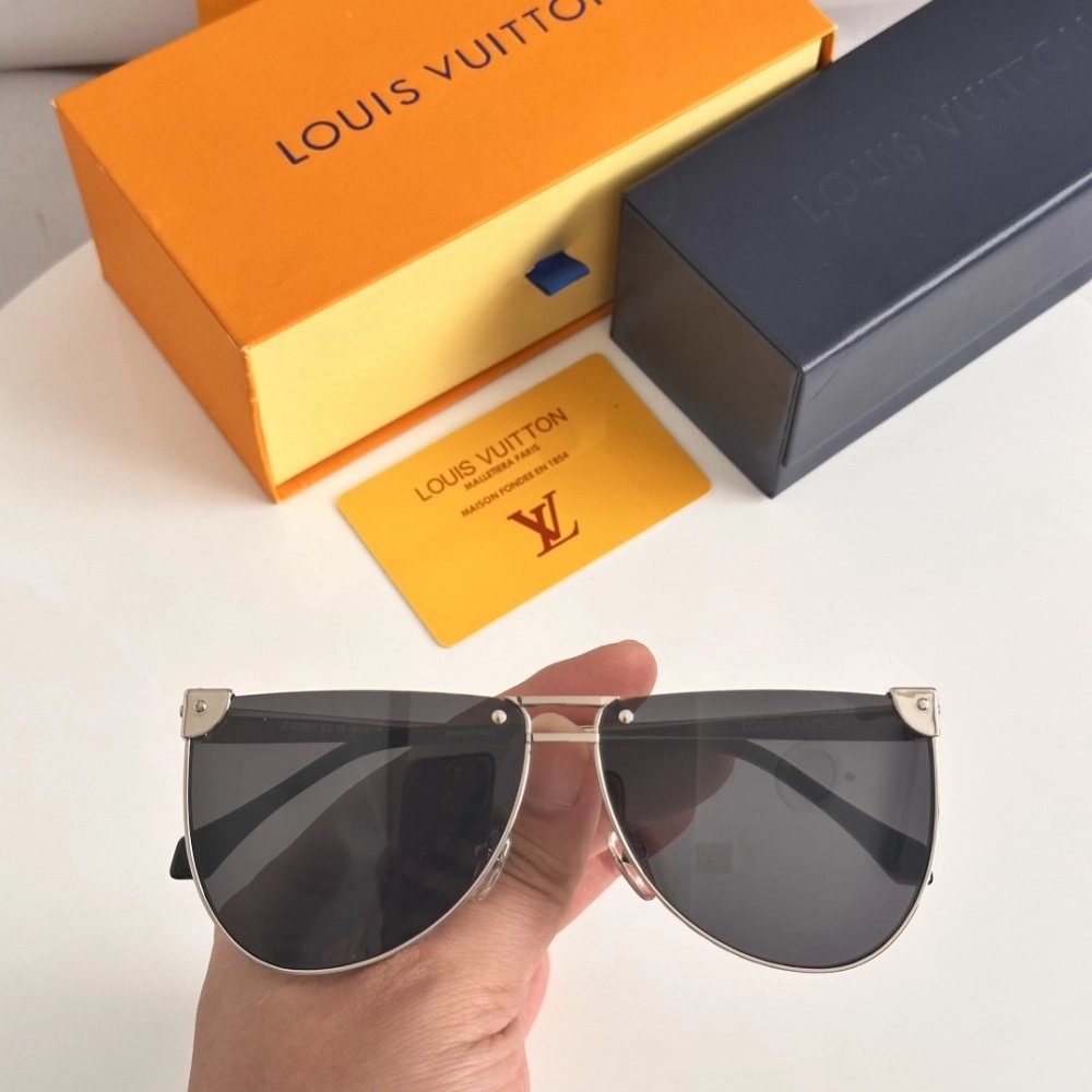 Louis Vuitton Sunglasses 042 | Luxury Sunglasses | Trusted Store