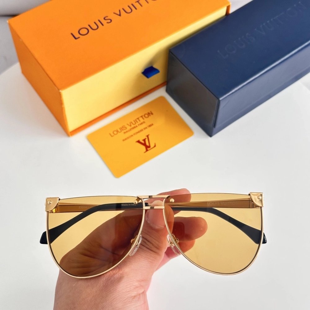 Louis Vuitton Sunglasses 042 | Luxury Sunglasses | Trusted Store