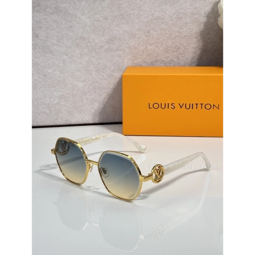Louis Vuitton Sunglasses 044 | Luxury Sunglasses | Trusted Store