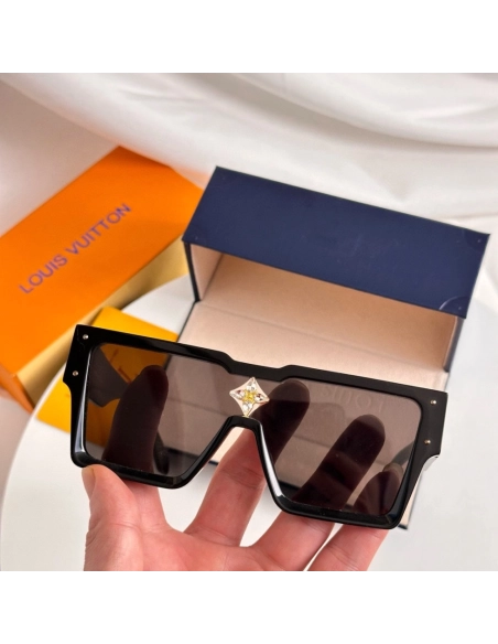 Louis Vuitton Sunglasses 052 | High-End Designer Eyewear | Fast Delivery