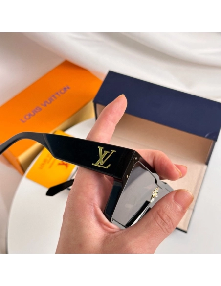 Louis Vuitton Sunglasses 052 | High-End Designer Eyewear | Fast Delivery