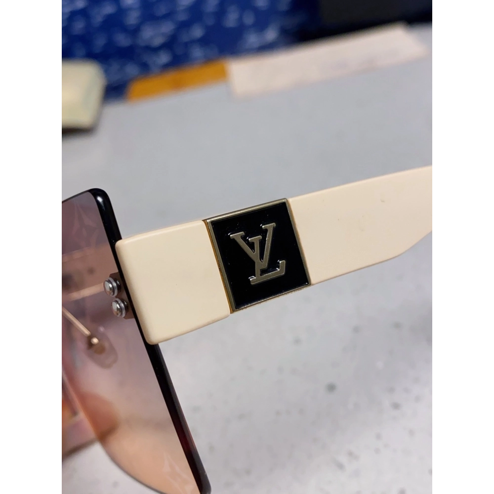 Louis Vuitton Sunglasses 056 | High-End Designer Eyewear | Fast Delivery