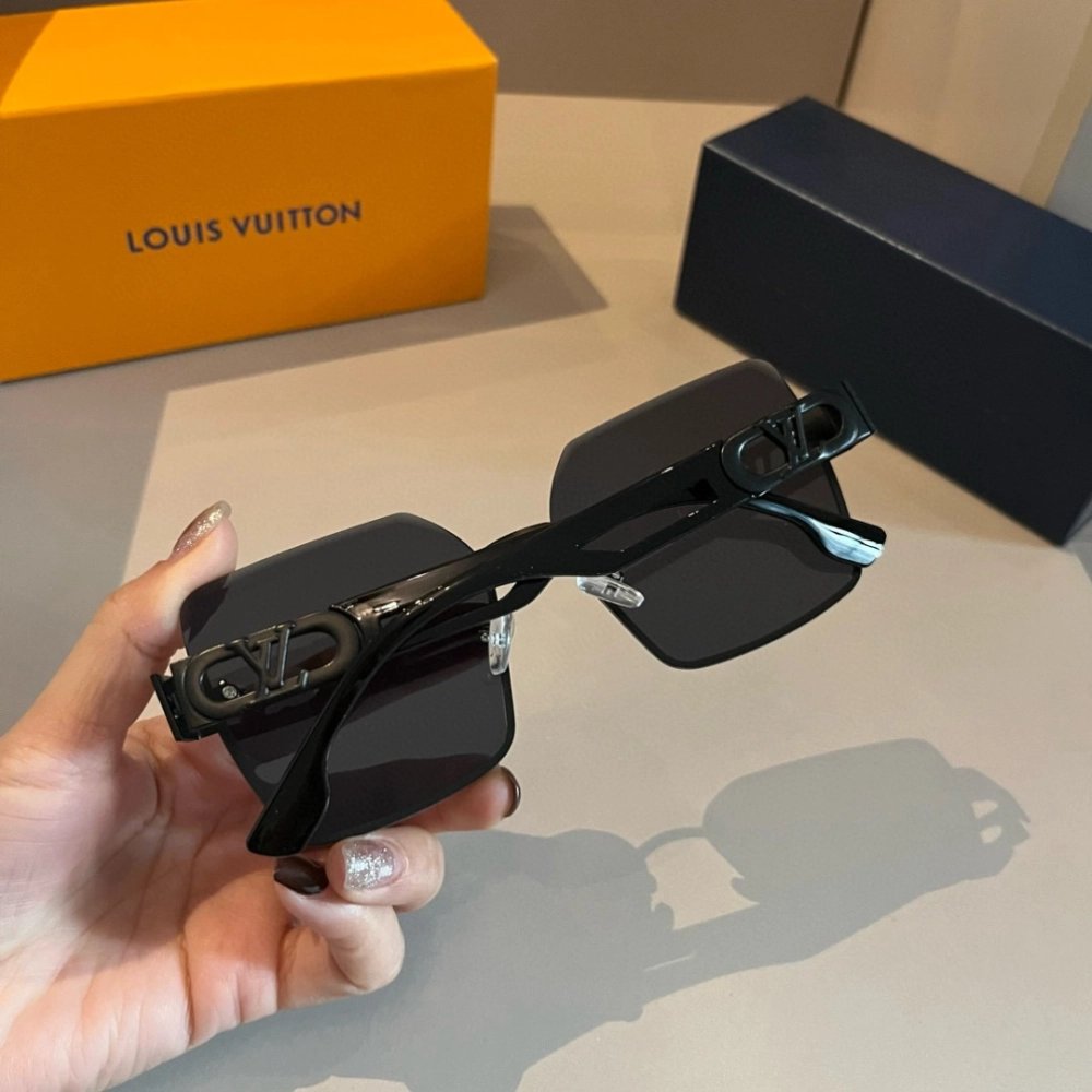 Louis Vuitton Sunglasses 058 | High-End Designer Eyewear | Fast Delivery