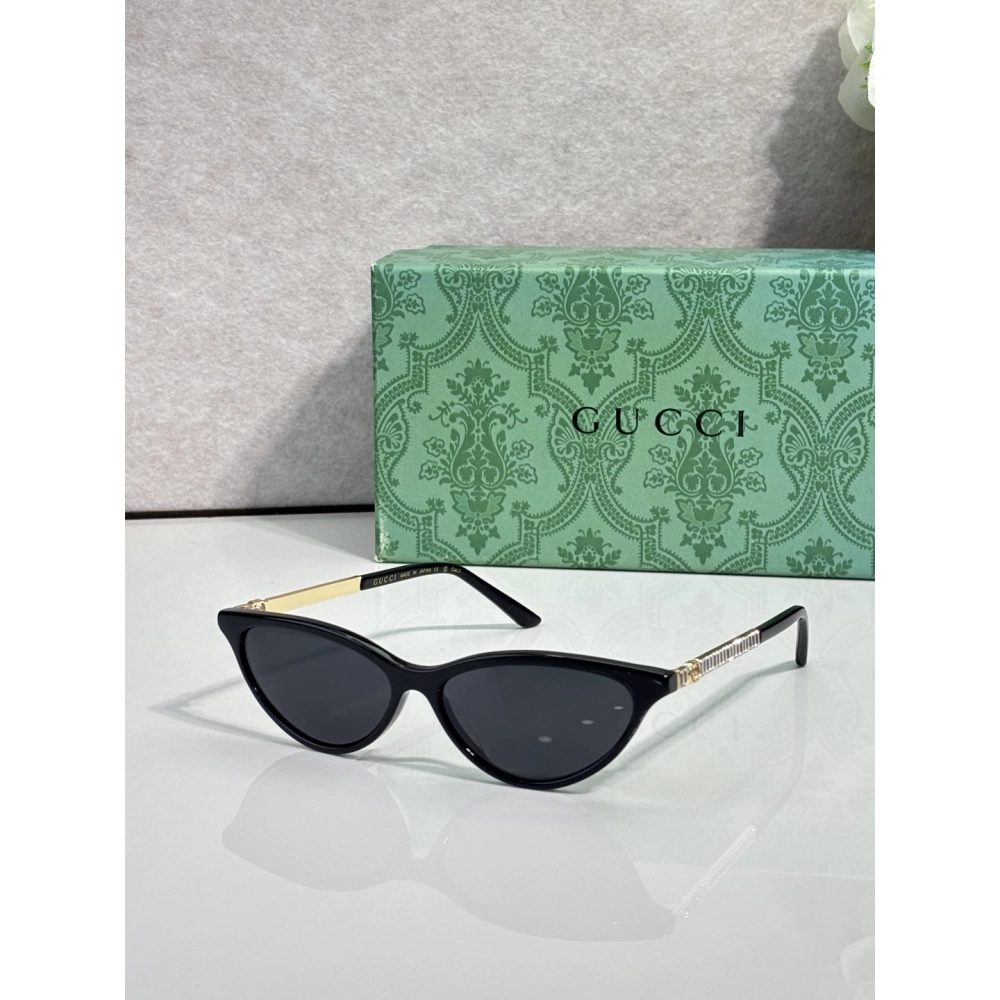 Gucci Sunglasses 013 | Luxury Frames | Sophisticated Look