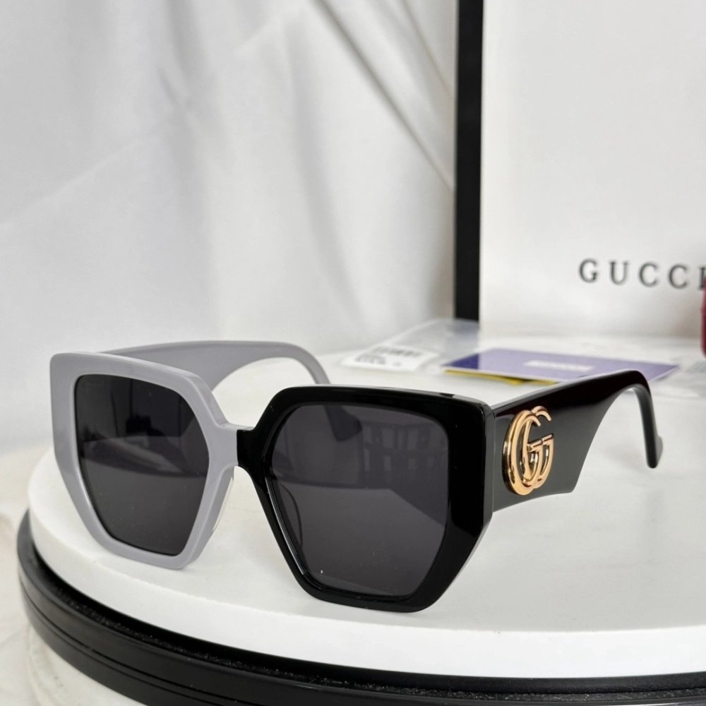 Gucci Sunglasses 021 | Luxury Shades | Trendsetting Design