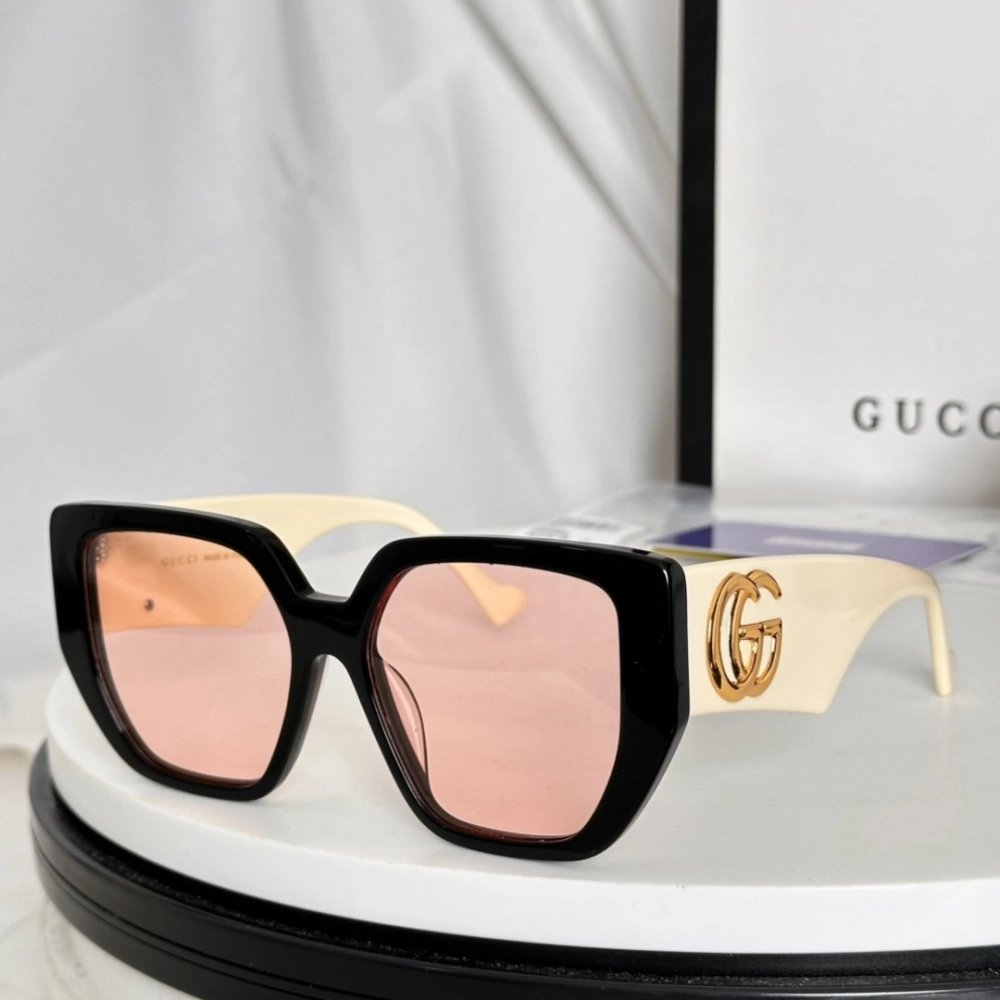 Gucci Sunglasses 021 | Luxury Shades | Trendsetting Design