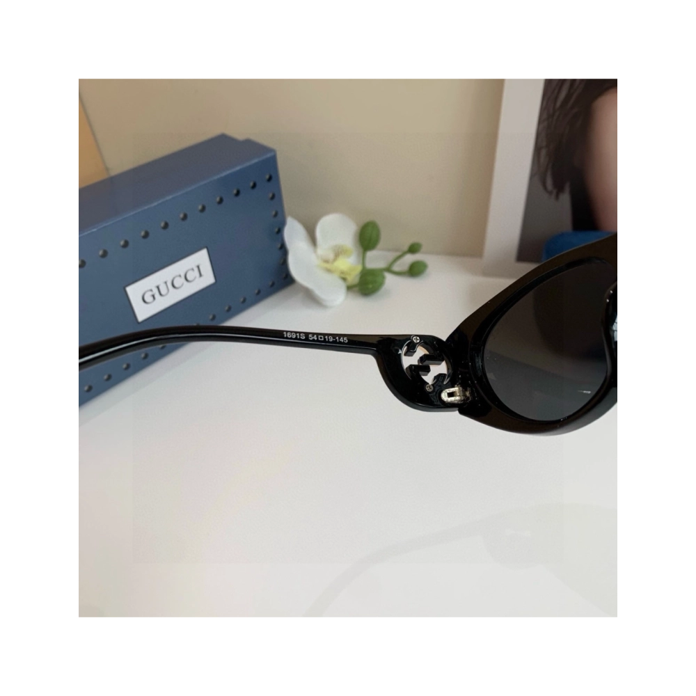 Gucci Sunglasses 024 | Luxury Eyewear | Fashion Essential