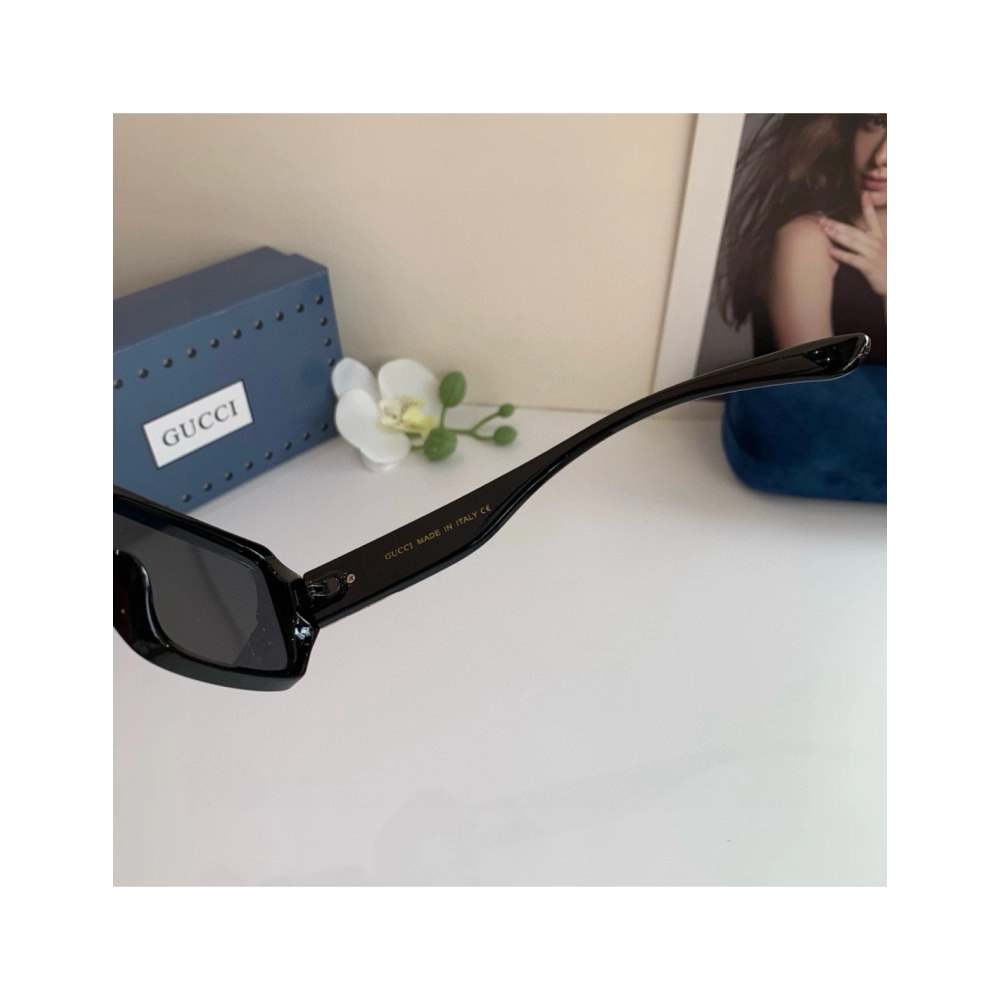 Gucci Sunglasses 026 | Premium Frames | Luxury Craftsmanship