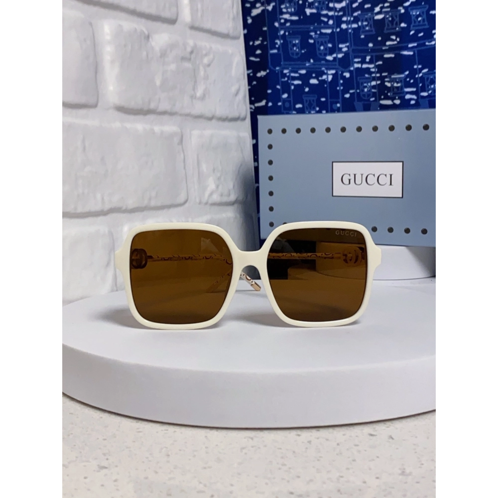 Gucci Sunglasses 031 | Luxury Eyewear | Classic Style